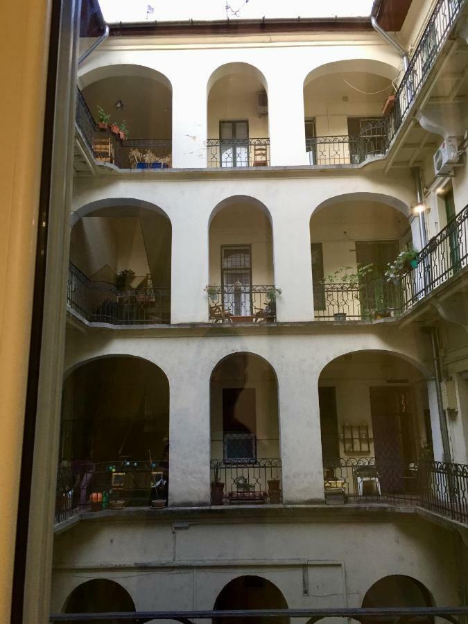 Buda Boutique Apartment Budapest Luaran gambar