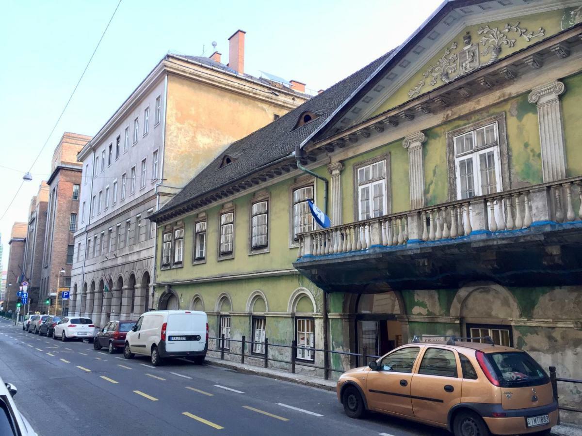 Buda Boutique Apartment Budapest Luaran gambar