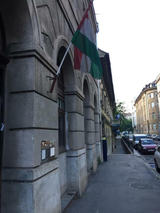 Buda Boutique Apartment Budapest Luaran gambar